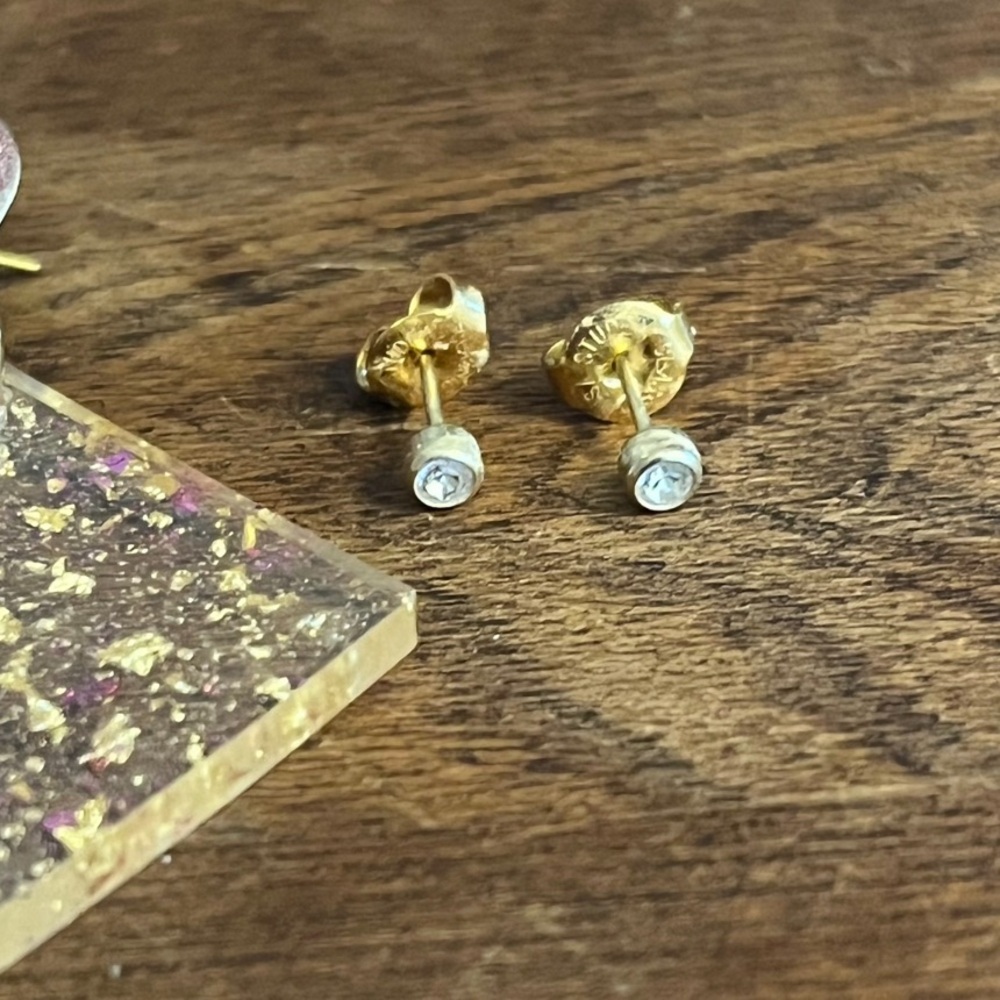 Gold Earring Set - Picture 2 of 4